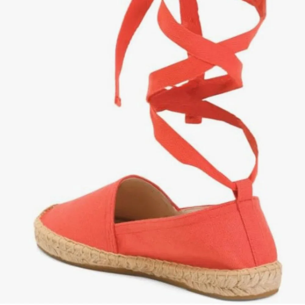 Soludos Women's Original Lace-up Espadrille Loafer. Size 8.5